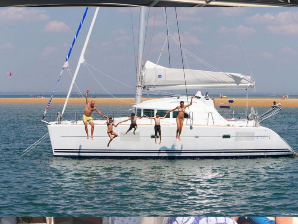 catamaran sailing sardinia